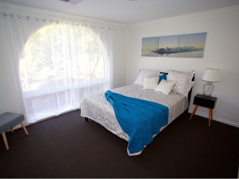 5 Warwick Street, Salisbury East SA 5109