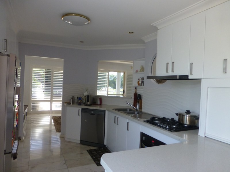 24 Garland Street, Victoria Park WA 6100
