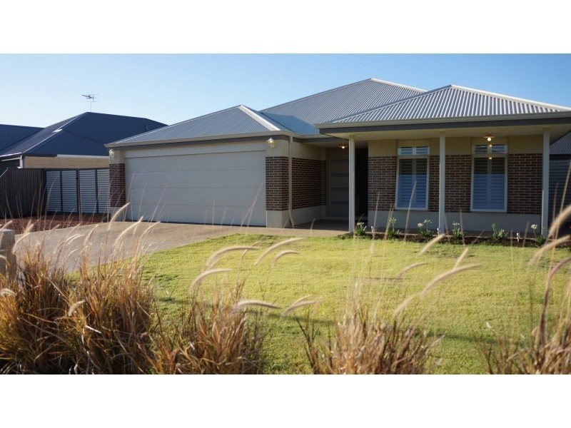 15 Dalmilling Drive, The Vines WA 6069