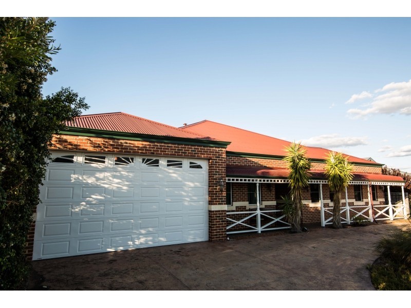 7 Brookmount Drive, Ellenbrook WA 6069