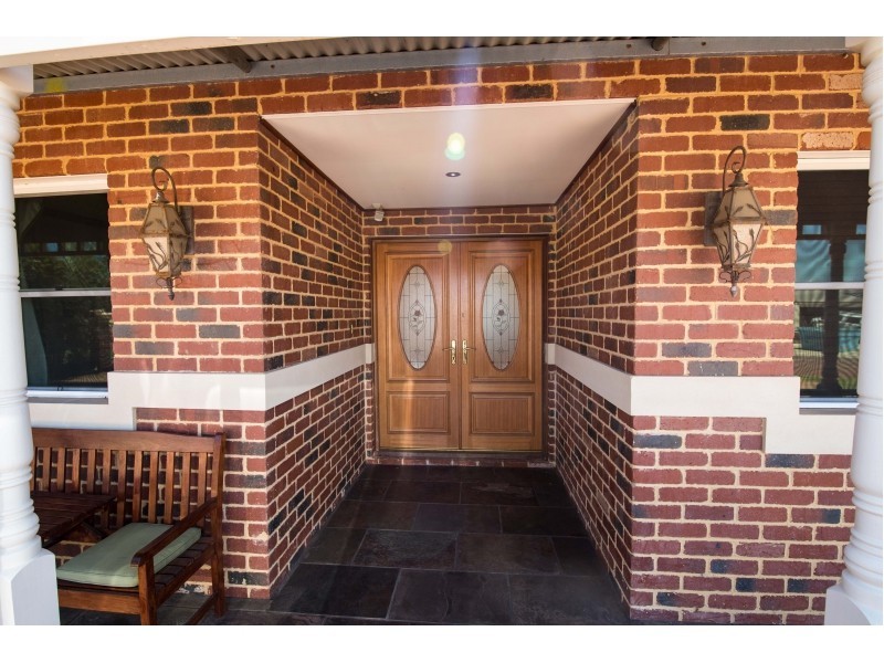 7 Brookmount Drive, Ellenbrook WA 6069