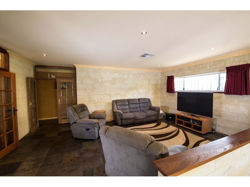 7 Brookmount Drive, Ellenbrook WA 6069