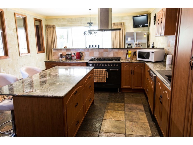 7 Brookmount Drive, Ellenbrook WA 6069