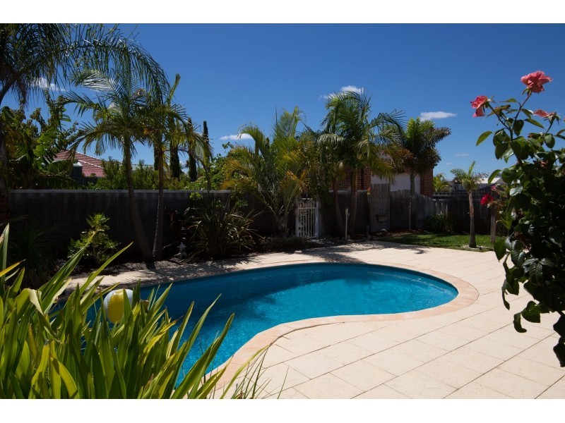 7 Brookmount Drive, Ellenbrook WA 6069