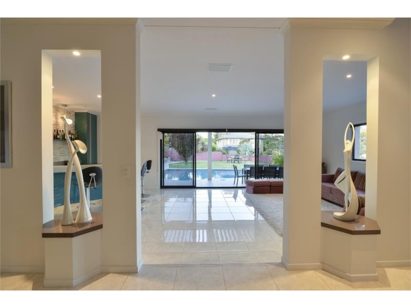 15 Kildare Grove, Killarney Heights NSW 2087