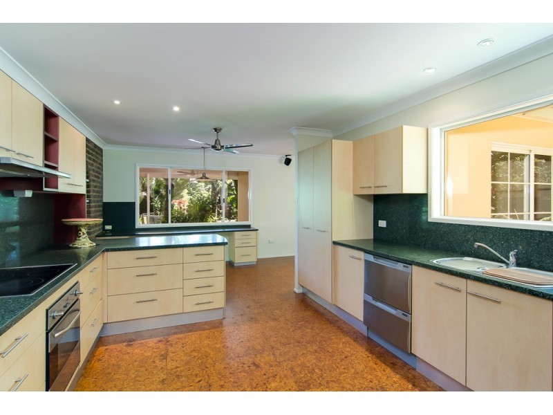 4b Masons Road, Kuranda QLD 4881
