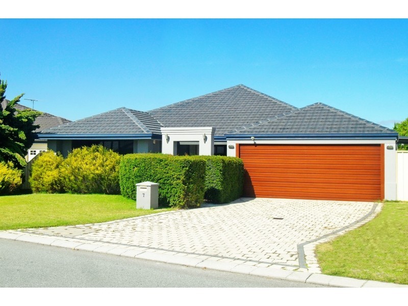 7 Formosa Pass, Canning Vale WA 6155