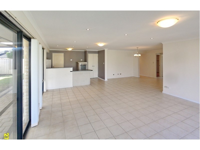 7 Formosa Pass, Canning Vale WA 6155