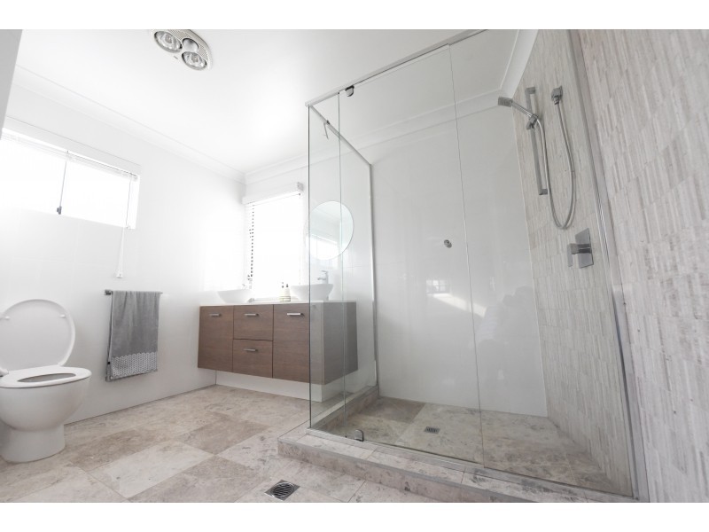 32 Buliti Street, Hope Island QLD 4212