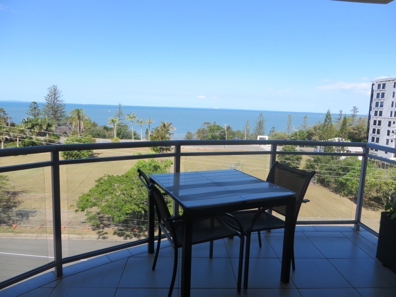 7/2 Louis Street, Redcliffe QLD 4020