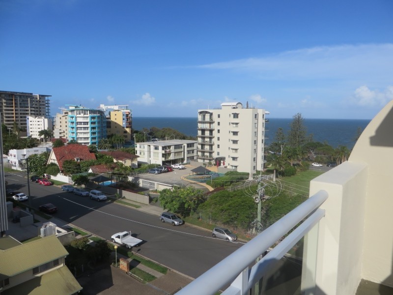 7/2 Louis Street, Redcliffe QLD 4020