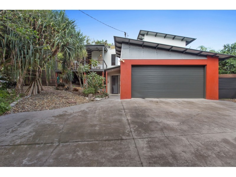 252 David Low Way, Peregian Beach QLD 4573