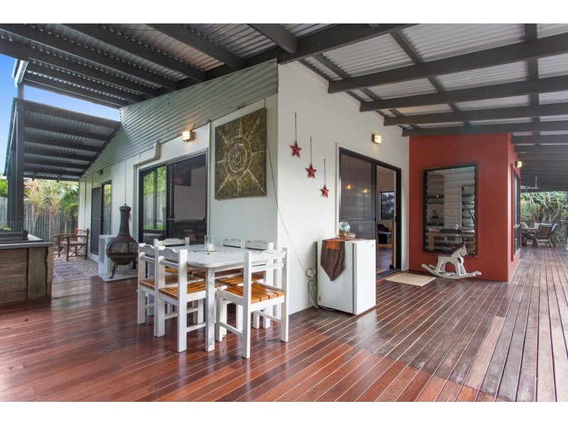 252 David Low Way, Peregian Beach QLD 4573