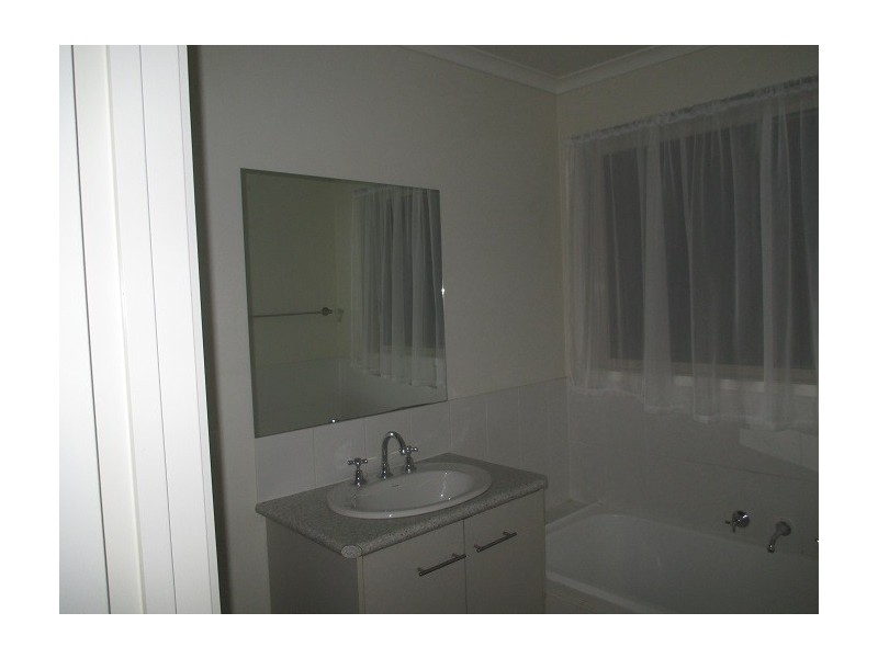 2/24 Trumble Street, Eaglehawk VIC 3556