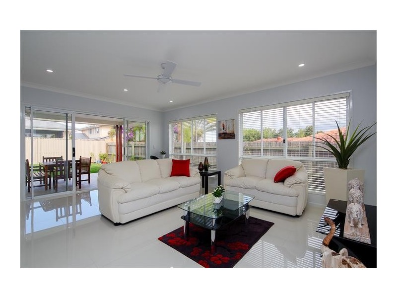 6 Gilgo Street, Wishart QLD 4122