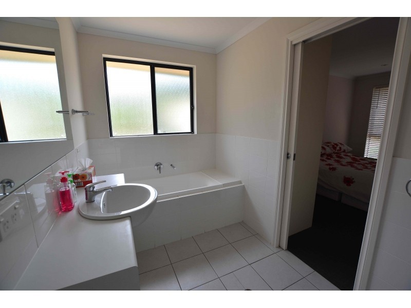 6/37-39 Albany Avenue, Port Noarlunga South SA 5167