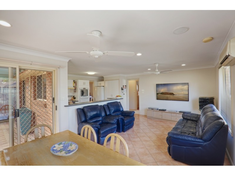 31 New York Avenue, Warners Bay NSW 2282