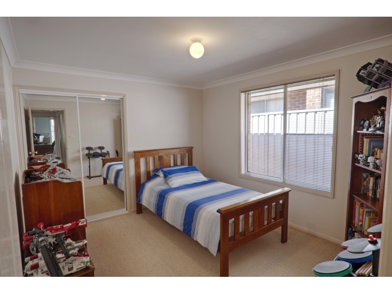 31 New York Avenue, Warners Bay NSW 2282