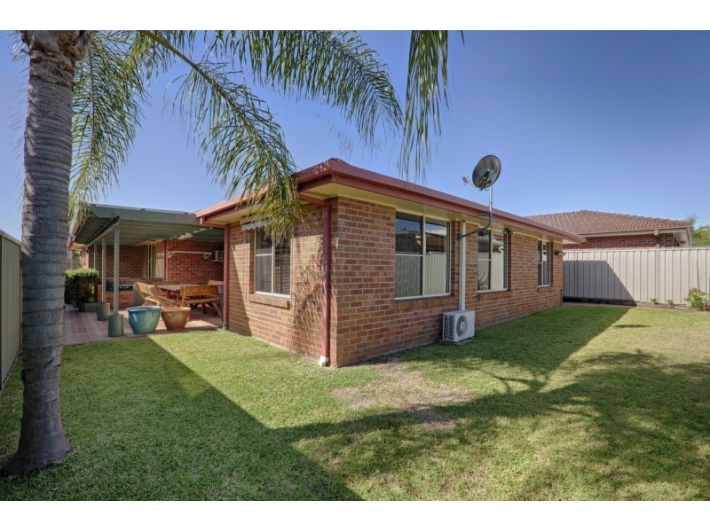 31 New York Avenue, Warners Bay NSW 2282