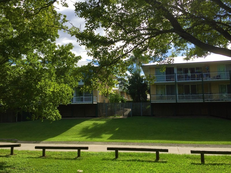2/22-26 Warren Street, St Lucia QLD 4067