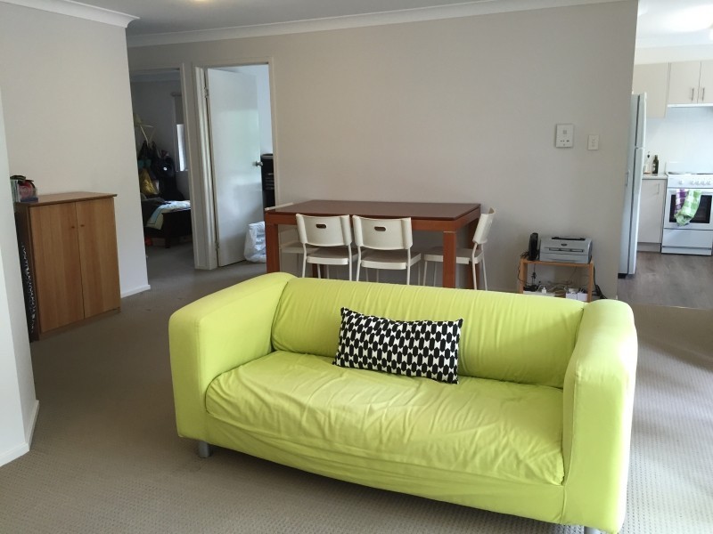 2/22-26 Warren Street, St Lucia QLD 4067