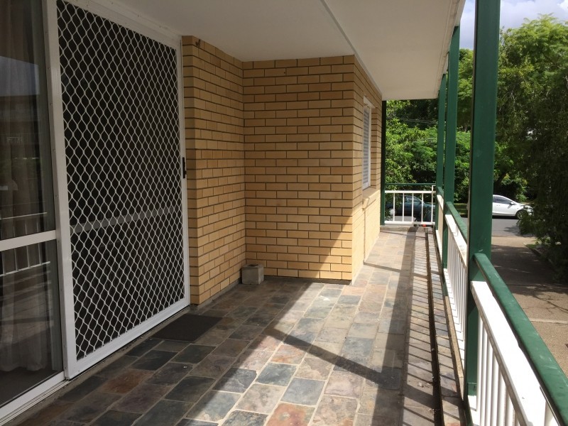 2/22-26 Warren Street, St Lucia QLD 4067