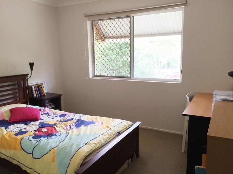 2/22-26 Warren Street, St Lucia QLD 4067