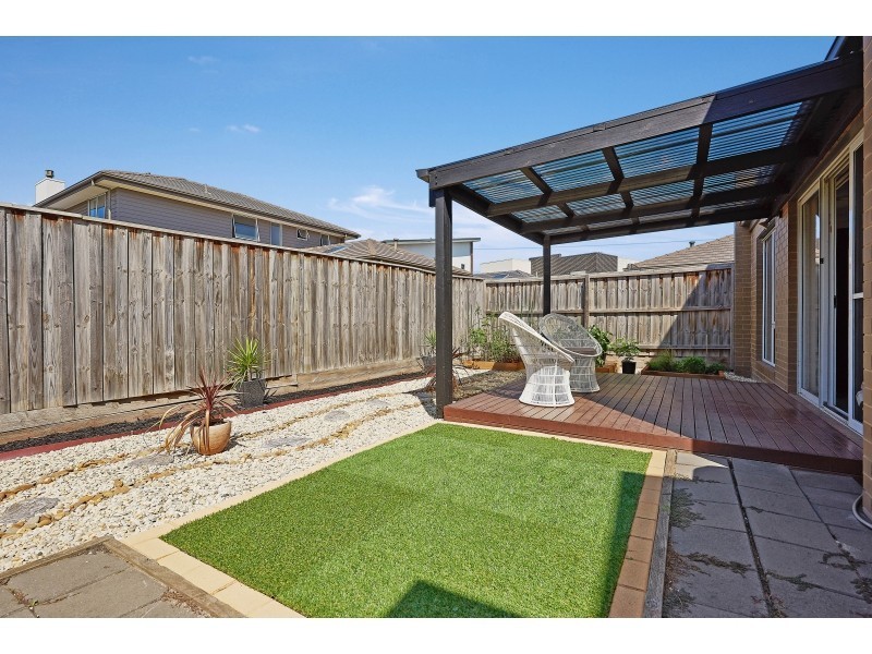 11 Exhibition Drive, Mulgrave VIC 3170