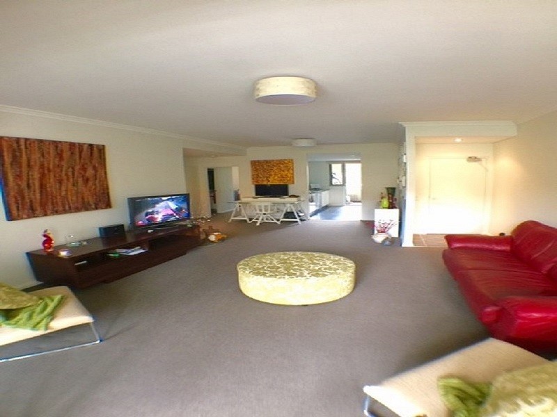 202/3 Stromboli Strait, Wentworth Point NSW 2127