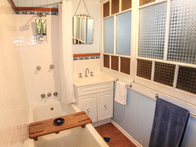 9 Old Logan Road, Gailes QLD 4300