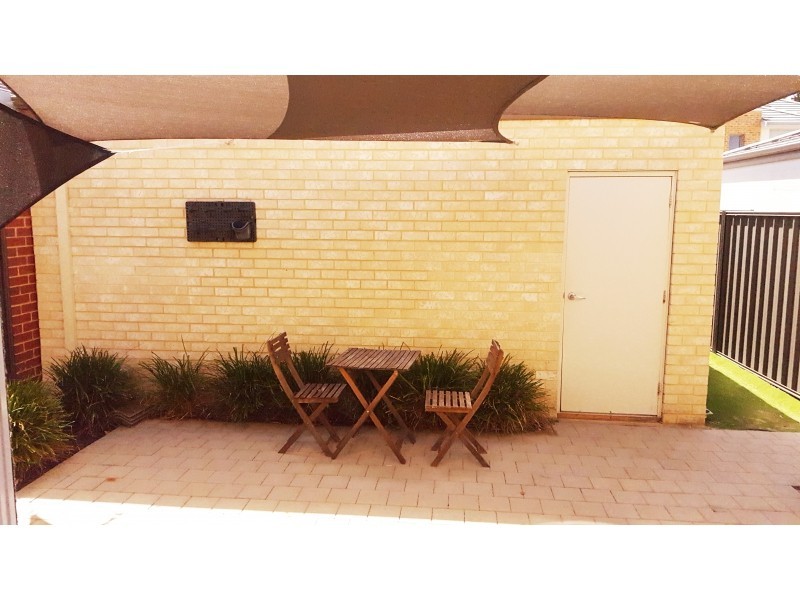 29/1 Pitta Corner, Success WA 6164