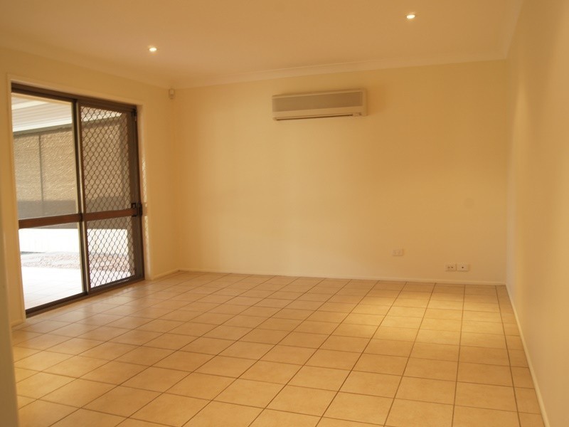 23 Gamenya Drive, Springwood QLD 4127