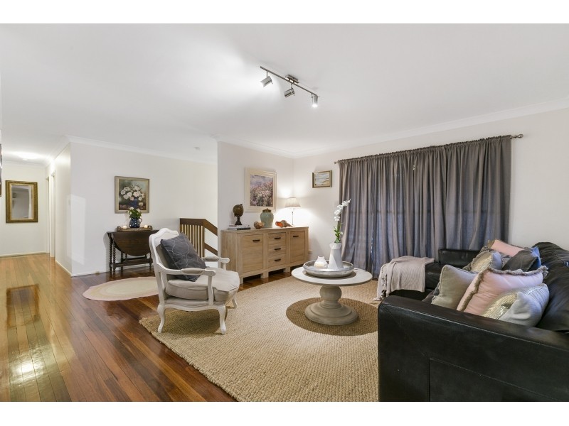 92 Cambridge Street, Carina Heights QLD 4152