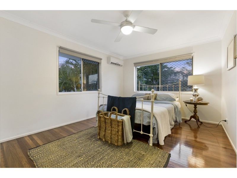 92 Cambridge Street, Carina Heights QLD 4152