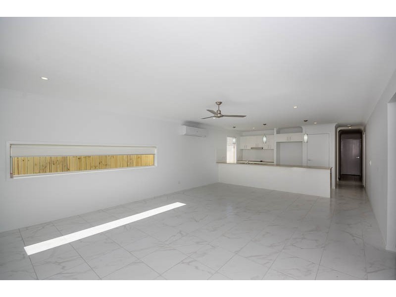 49 Malachite Drive, Logan Reserve QLD 4133