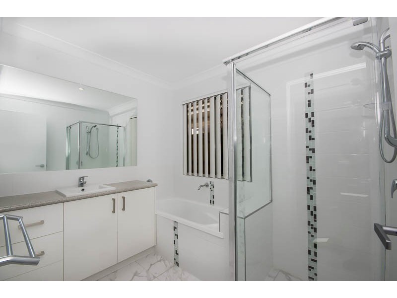 49 Malachite Drive, Logan Reserve QLD 4133