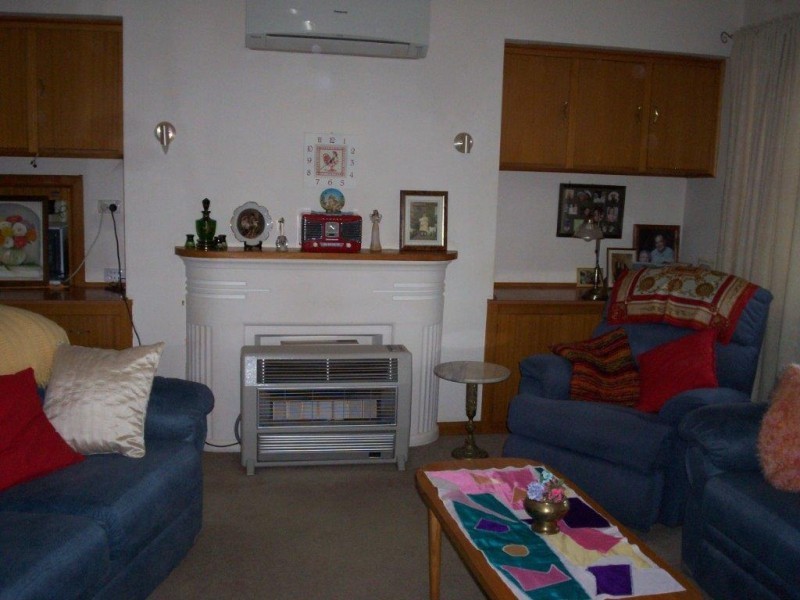 11 Church Street, Woomelang VIC 3485