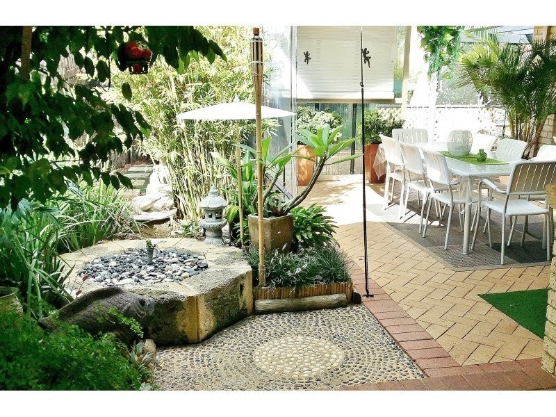 16 Mahogany Drive, Halls Head WA 6210