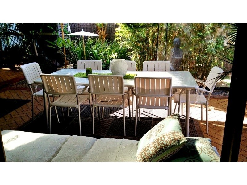 16 Mahogany Drive, Halls Head WA 6210