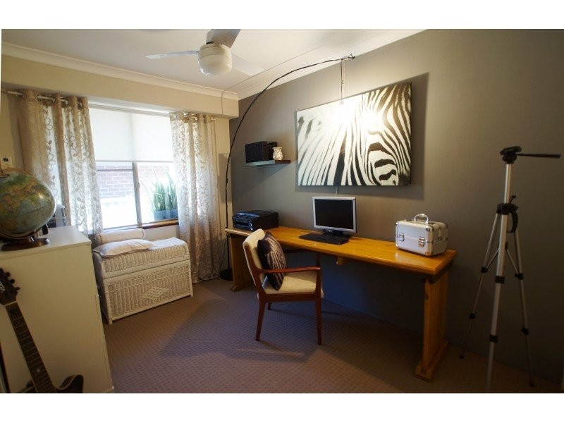 16 Mahogany Drive, Halls Head WA 6210