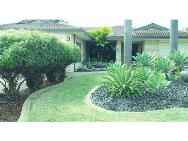 16 Mahogany Drive, Halls Head WA 6210