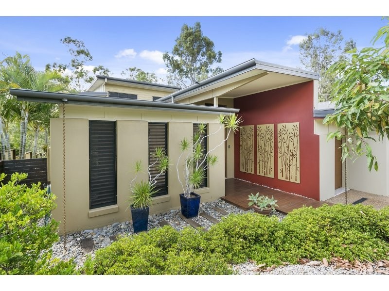 10 Silky Oak Drive, Brookwater QLD 4300