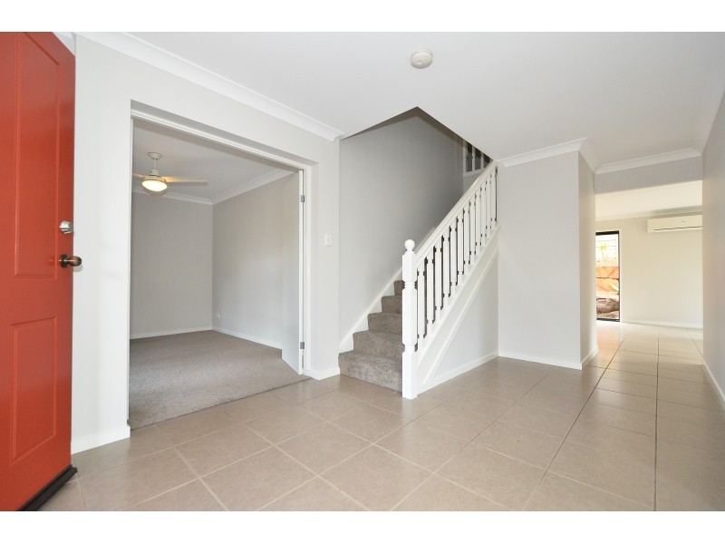 40 Grange Place, Moggill QLD 4070