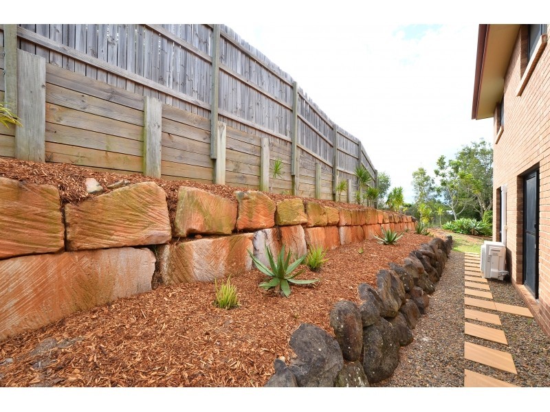 40 Grange Place, Moggill QLD 4070