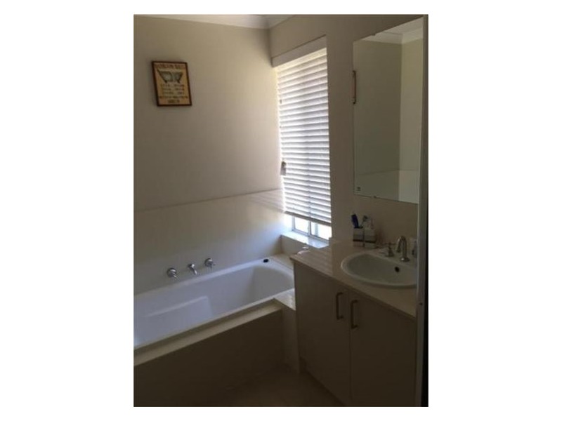 12 Sea Flower Way, Gabbadah WA 6041