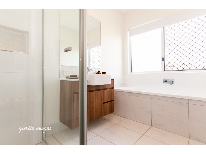 1 Driftwood Street, Peregian Beach QLD 4573
