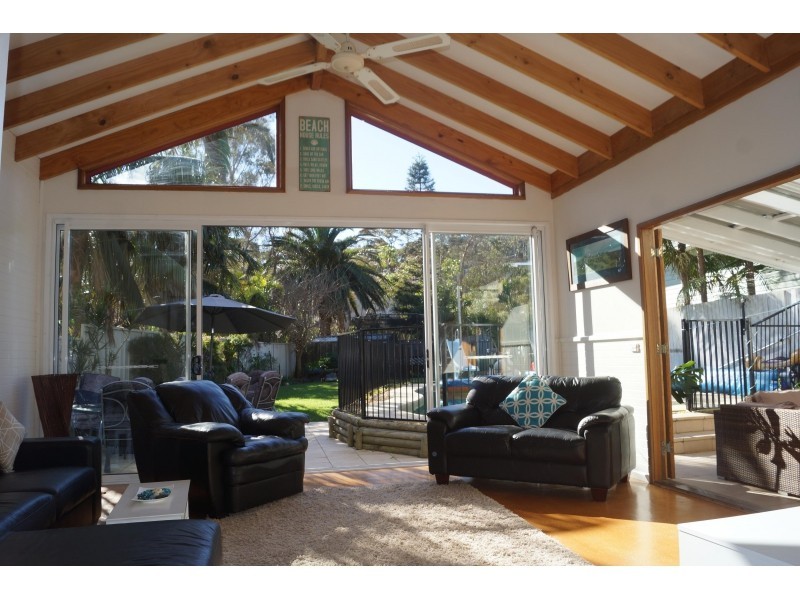 18 Oceano Street, Copacabana NSW 2251