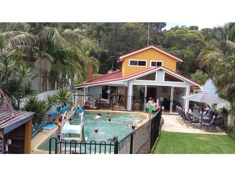 18 Oceano Street, Copacabana NSW 2251