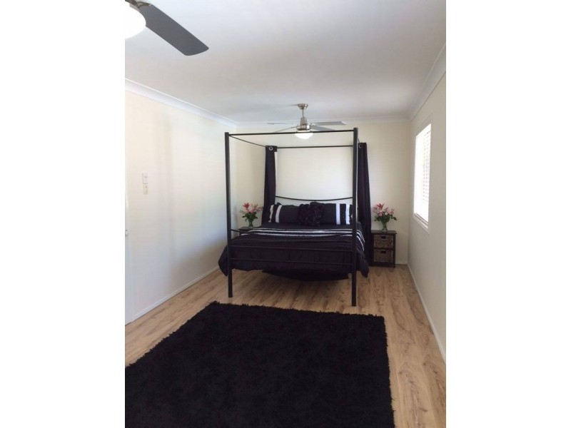 16 Gilbert Street, North Lakes QLD 4509