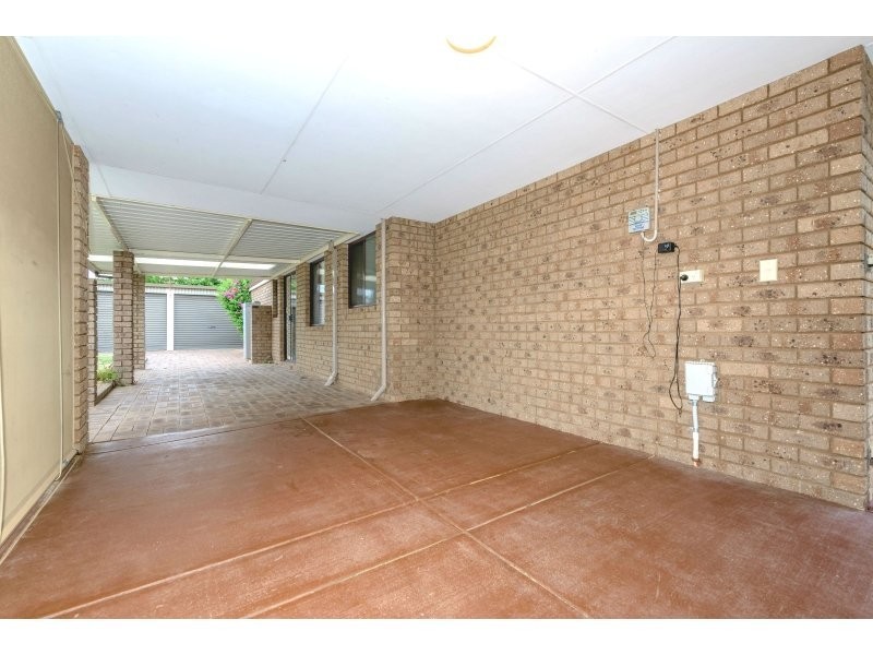 11 Foster Road, Coodanup WA 6210